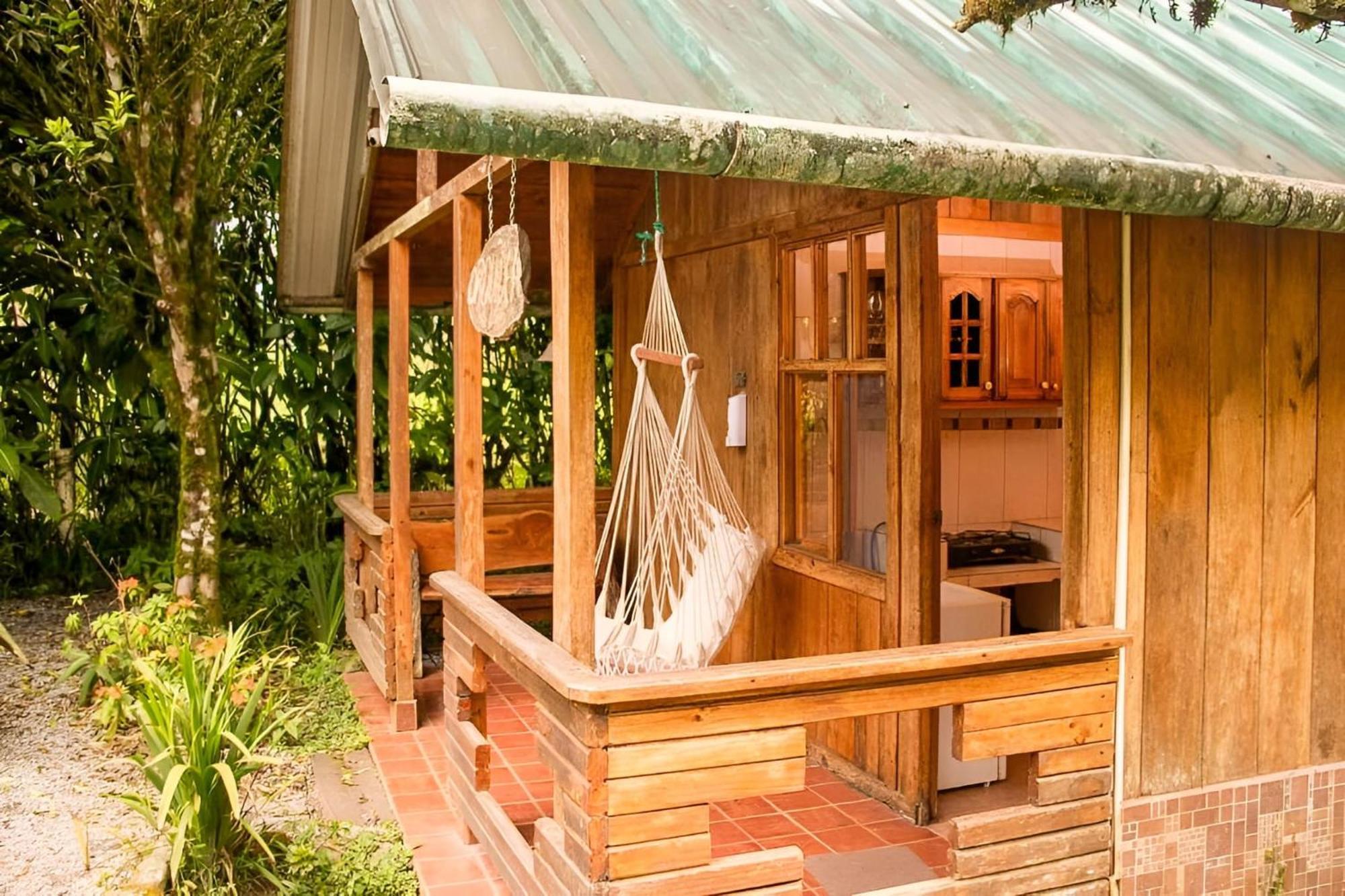 Hosteria Los Cedros De Mindo Exterior photo